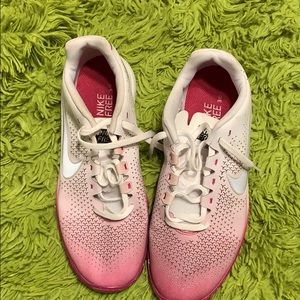 Women’s Nike Free Run shoes